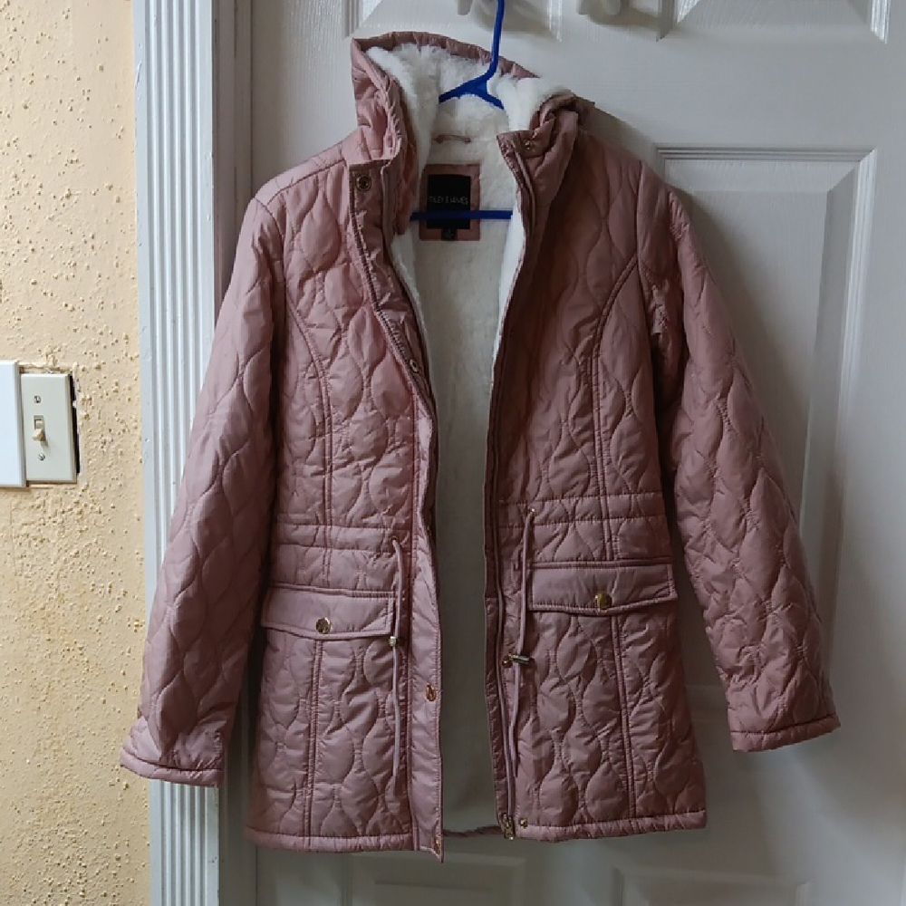 Quilted Pink Puffer Jacket with Faux-Sherpa Lining